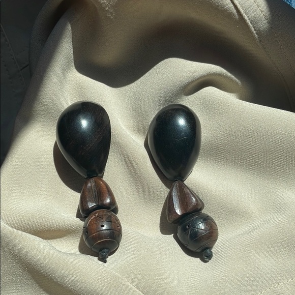 Monies Jewelry - Vintage Monies Gerda Lynggaard Ebony Wood Drop Black Brown Dangle Clip Earrings